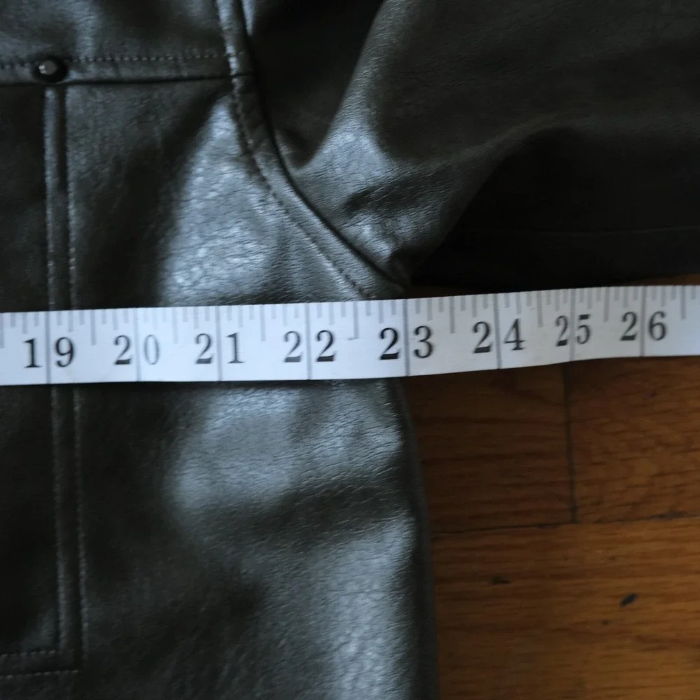 Zara Faux Leather Short Sleeve Jacket Dark Green Zip Up Chest Pocket M Street - Picture 5 of 8